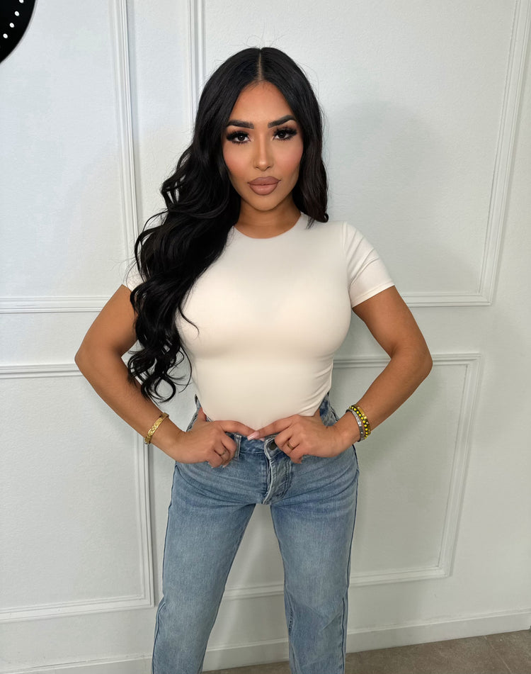 Essential Cream Top