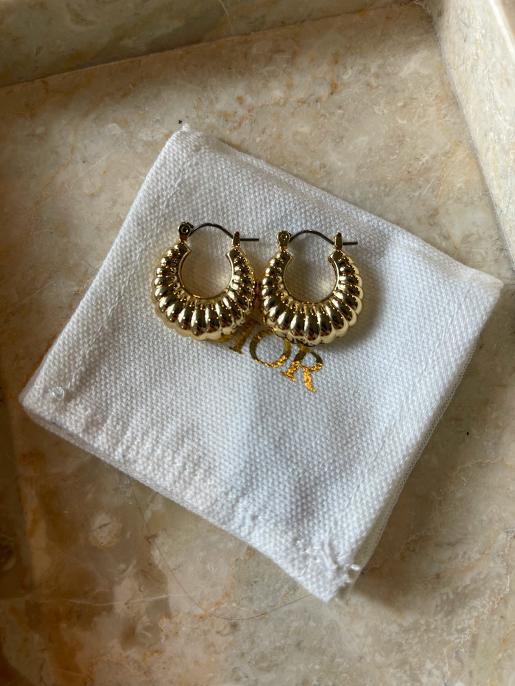 Angelina Gold Hoops